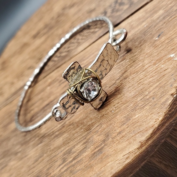 Hanmered‎ silver tone viking cross bracelet B2002 - Picture 2 of 2